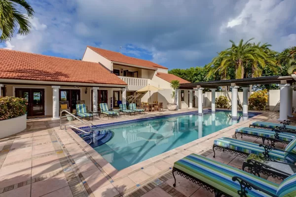 18" exterior tile with details