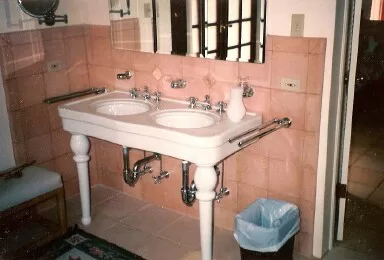 Pink 8" wall tile